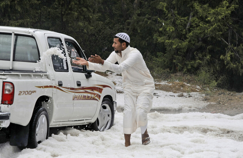 تساقط الثلوج في السعودية يثير تفاعلا واسعا (فيديوهات + صور)