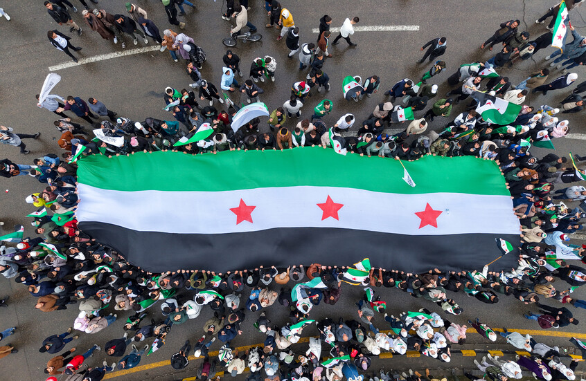 مجلس الشيوخ الأمريكي يقر مشروع قانون يتضمن إلغاء عقوبات "قيصر" الصارمة على سوريا