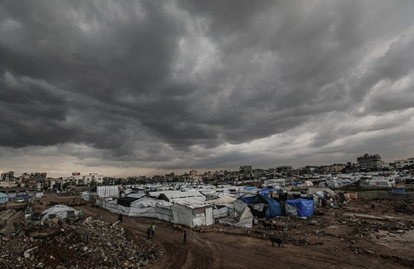 ارتفاع وفيات البرد في غزة إلى 13 حالة.. ودعوات عاجلة لتوفير وسائل التدفئة