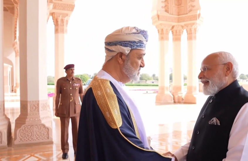 مشاهد من لقاء سلطان عمان مع رئيس الوزراء الهندي في مسقط
