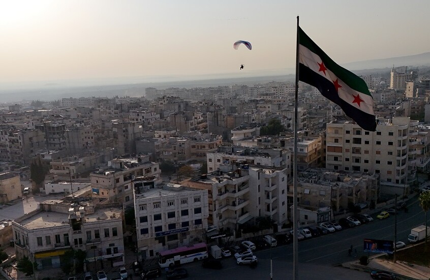 القاضي الشرعي الأول بدمشق يعلق على شائعات "إلغاء وصاية الأم" في البلاد