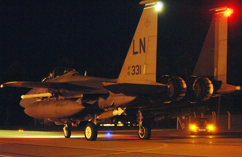 القيادة المركزية الأمريكية تنشر لقطات بدء الهجوم على معاقل داعش في سوريا