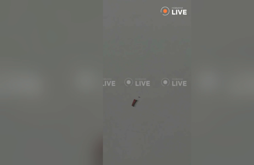 العلم الروسي يظهر فوق كييف