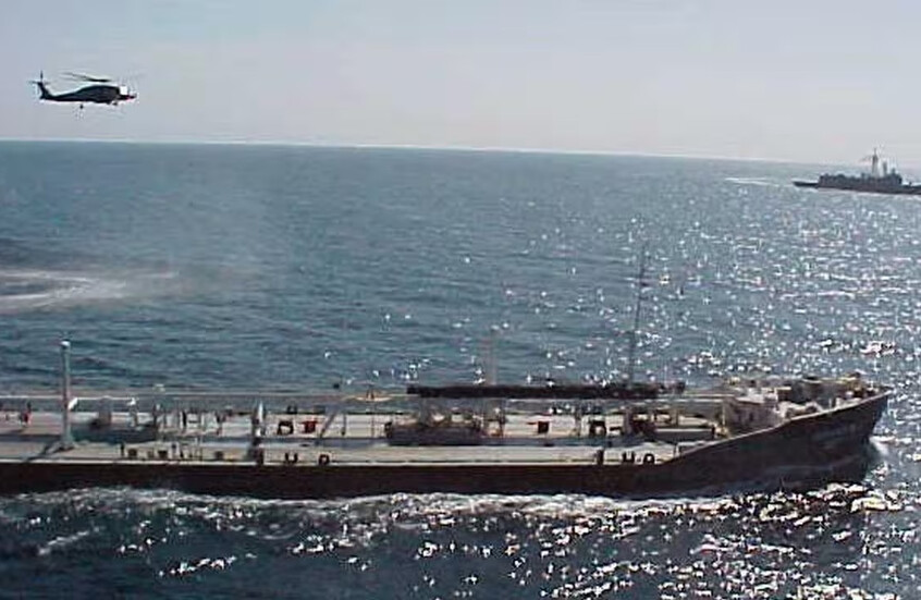  أكسيوس: الجيش الأمريكي يعتلي ناقلة نفط "غير معاقبة" قبالة فنزويلا لتوجيه رسالة "مباشرة" إلى مادورو