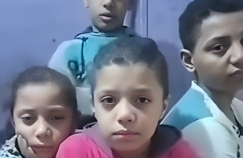 فيديو يهز مصر.. أم تعرض أبنائها للبيع بسبب غلاء المعيشة والحكومة تتدخل