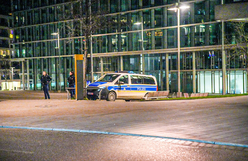 إخلاء مبنى محطة القطارات في شتوتغارت بألمانيا بعد العثور على أمتعة مشبوهة