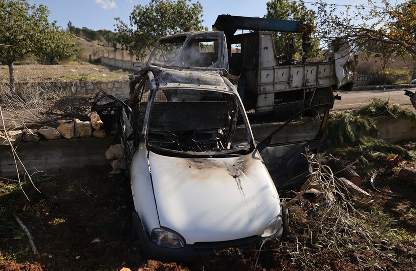 الجيش الإسرائيلي يعلن استهداف عنصرين من حزب الله في ياطر.. وسقوط قتيل وجريح (فيديو)