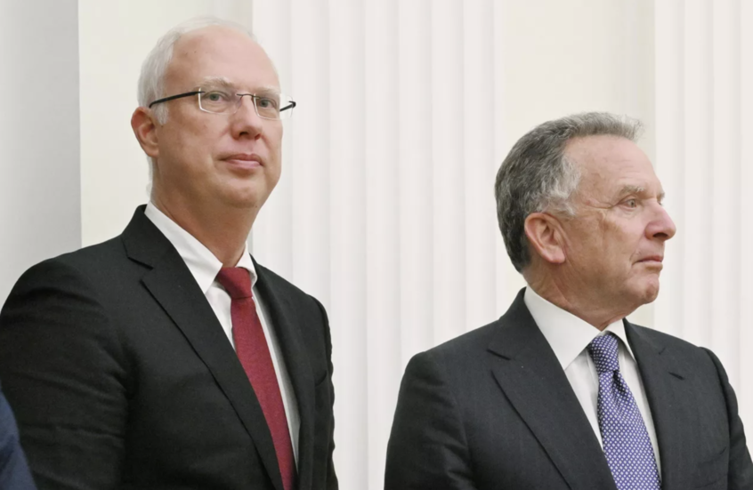 دميترييف يبدأ جولة جديدة من المفاوضات في ميامي مع ويتكوف وكوشنر بشأن أوكرانيا