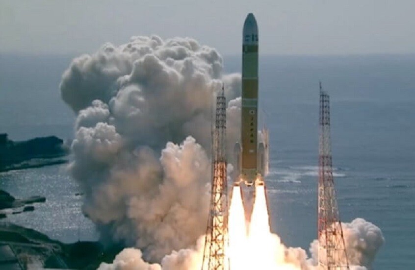 عُطل في المرحلة الثانية من الإطلاق يهدد مهمة صاروخ فضائي ياباني