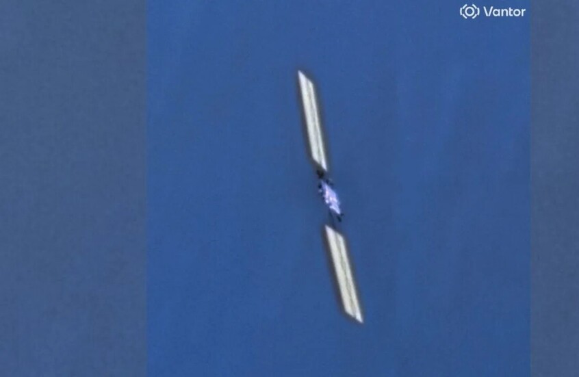 صور عالية الدقة ترصد قمر "ستارلينك" المعطل قبل احتراقه في الغلاف الجوي