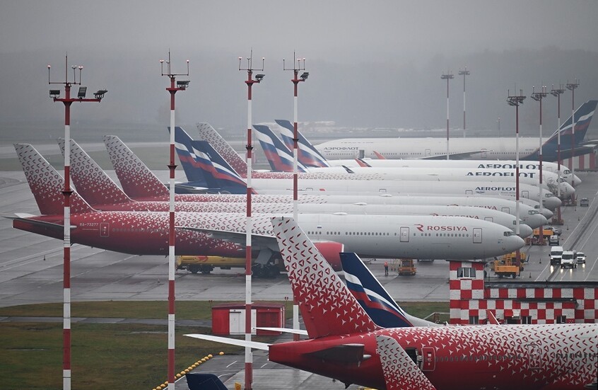 الخارجية الروسية: استئناف الرحلات الجوية بين روسيا والولايات المتحدة أصبح مطلوبا