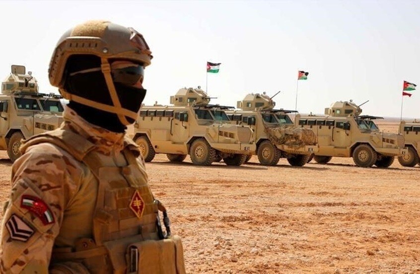 الجيش الأردني يشن غارات استهدفت شبكات تهريب ومزارع مخدرات بريف السويداء الجنوبي والشرقي