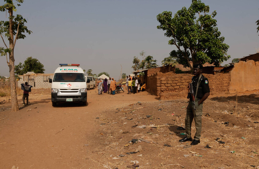 مقتل 7 أشخاص في تفجير استهدف مسجدا في نيجيريا