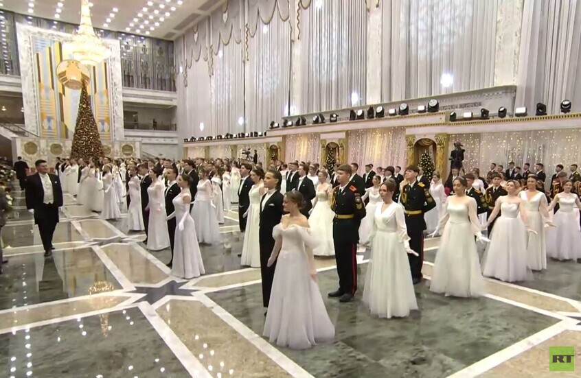 مينسك.. حفل رأس السنة الجديدة للشباب البيلاروس بحضور لوكاشينكو