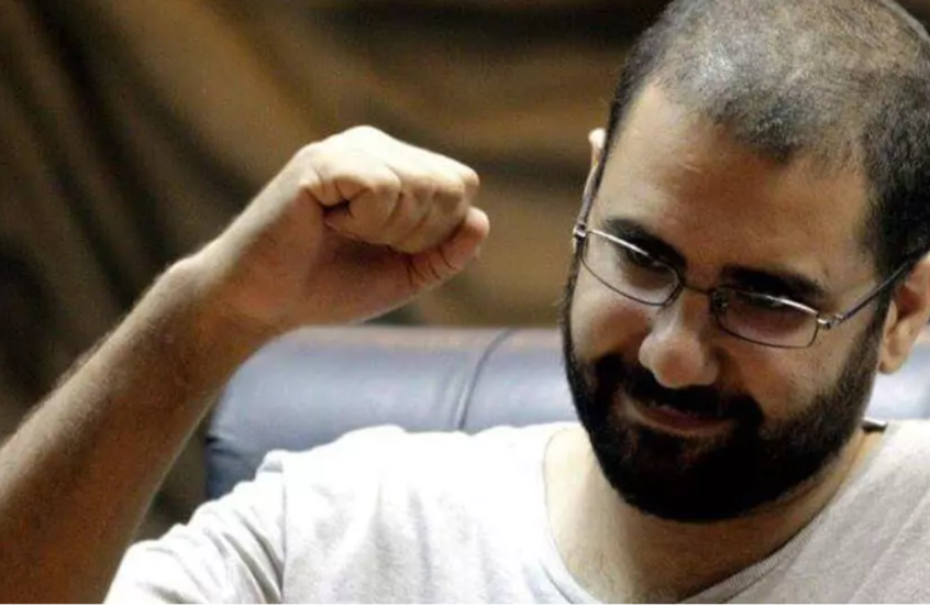 رئيس وزراء بريطانيا يعلن عن عودة الناشط علاء عبد الفتاح