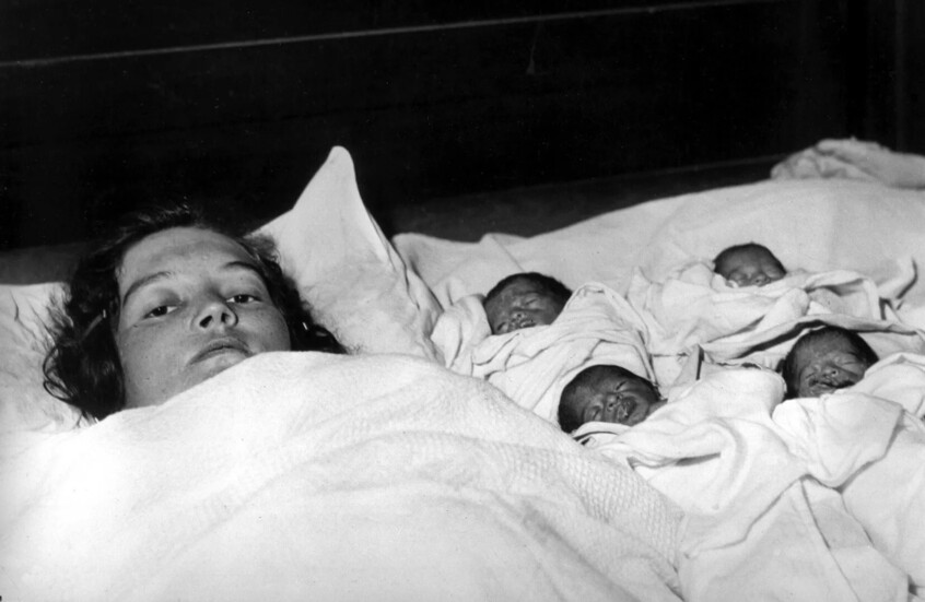 وفاة آخر توائم المعجزة الكندية التي أدهشت العالم (صور)