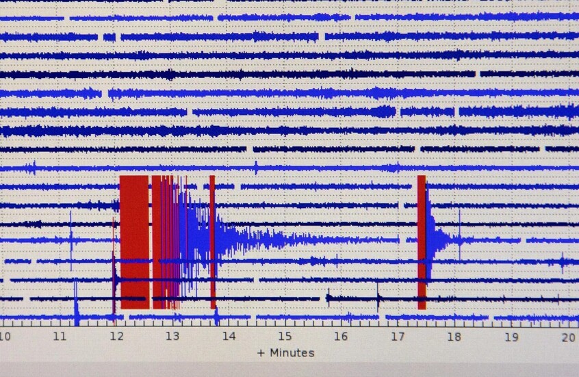زلزال قوي يضرب بحر الفلبين