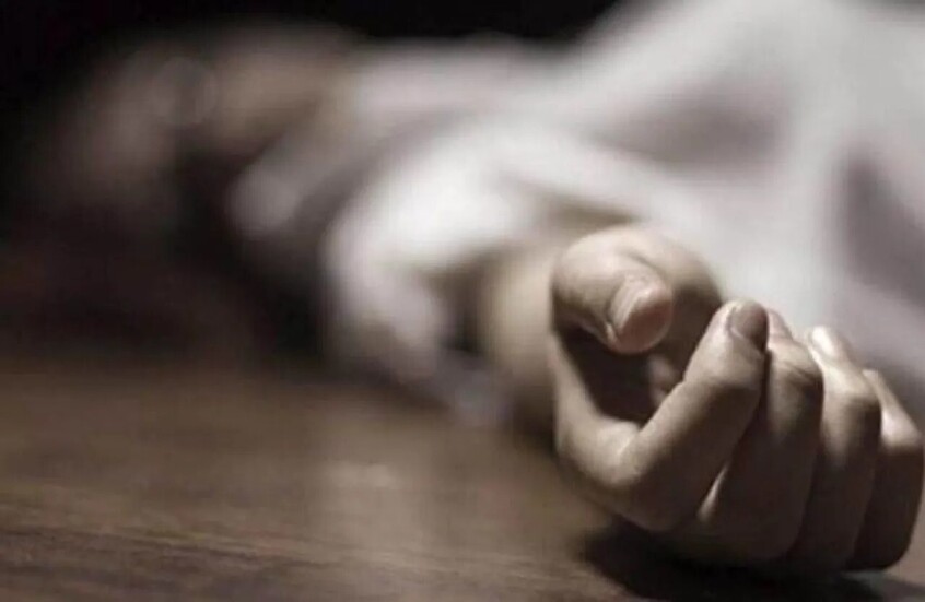 جريمة دامية بالقاهرة.. طعنة غادرة تنهي حياة شاب وسط ذعر المارة في المقطم  (فيديو)