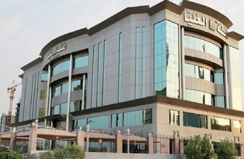 السعودية.. عقوبة ثقيلة على عصابة استولت على ملايين الريالات من شخصية مشهورة