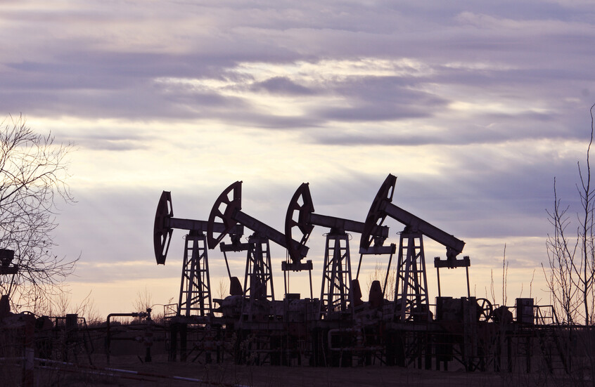 استقرار أسعار النفط مع تصاعد التوترات الجيوسياسية