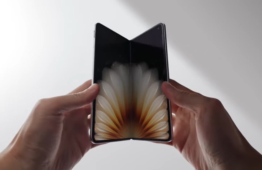 Oppo تطلق واحدا من أفضل الهواتف القابلة للطي