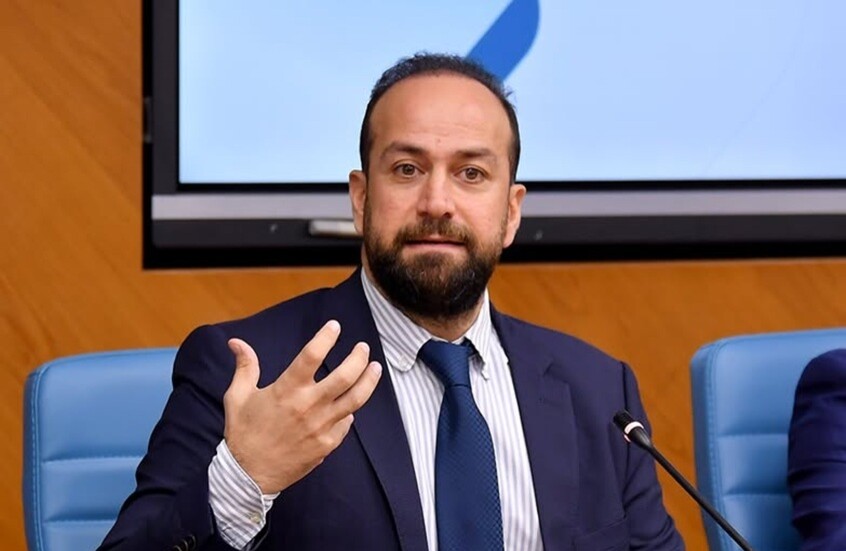 وزير الإعلام السوري يرد على مروجي الشائعات ويكشف عن الطريقة المثالية لمكافحتها