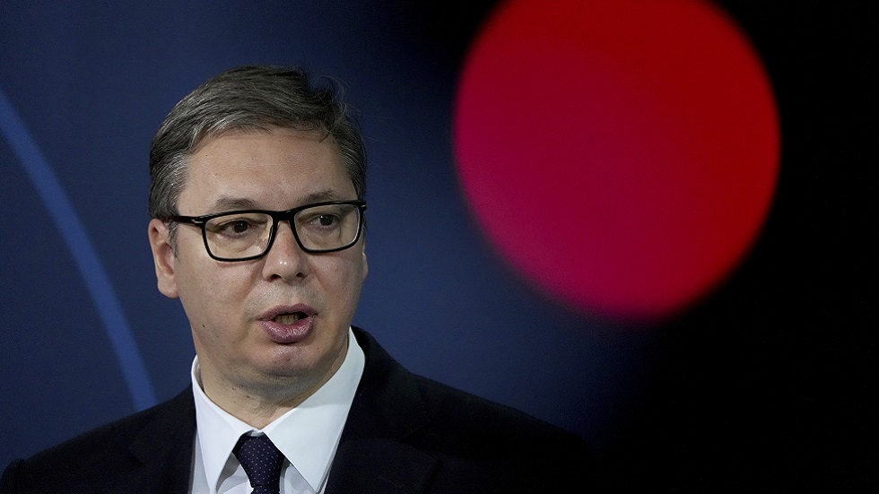 فوتشيتش يرفض اتهامات المعارضة بإساءته للعلاقات مع روسيا