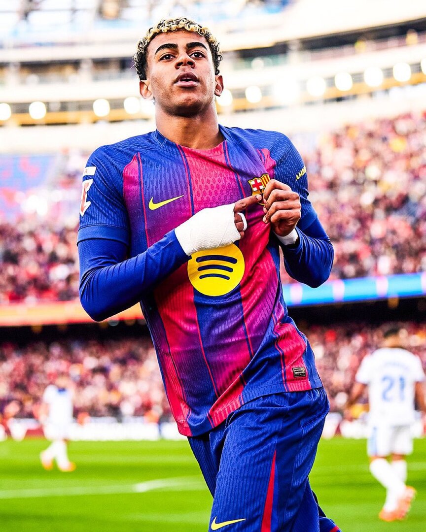 تصريحات جريئة للامين جمال: أحب أن أكون نجما.. ولا أريد أن أكون ميسي (فيديو)