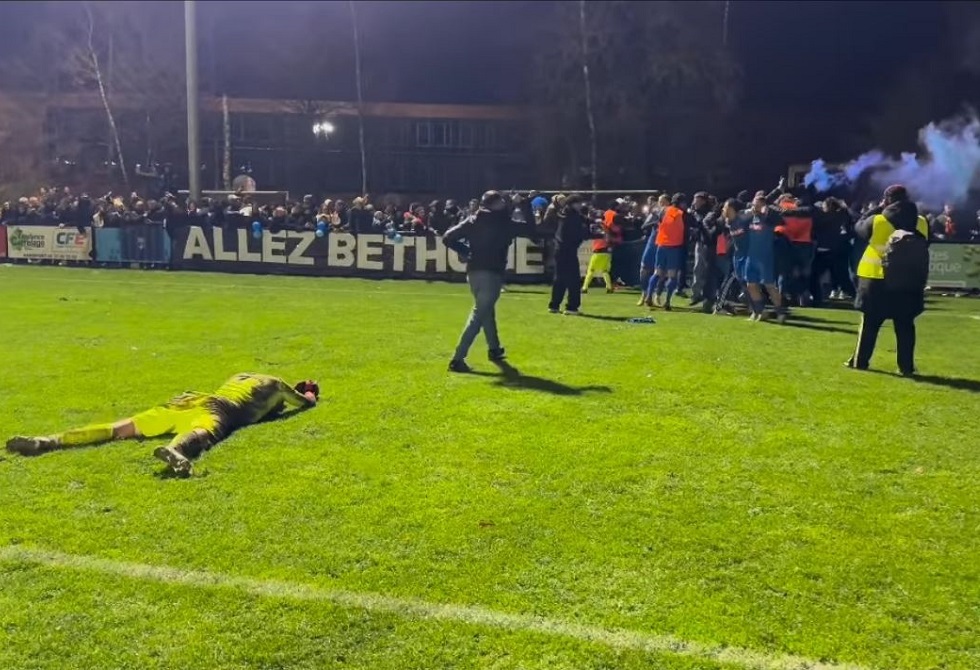 حتى ظلام الليل.. أطول سلسلة ركلات الترجيح في كأس (فيديو)