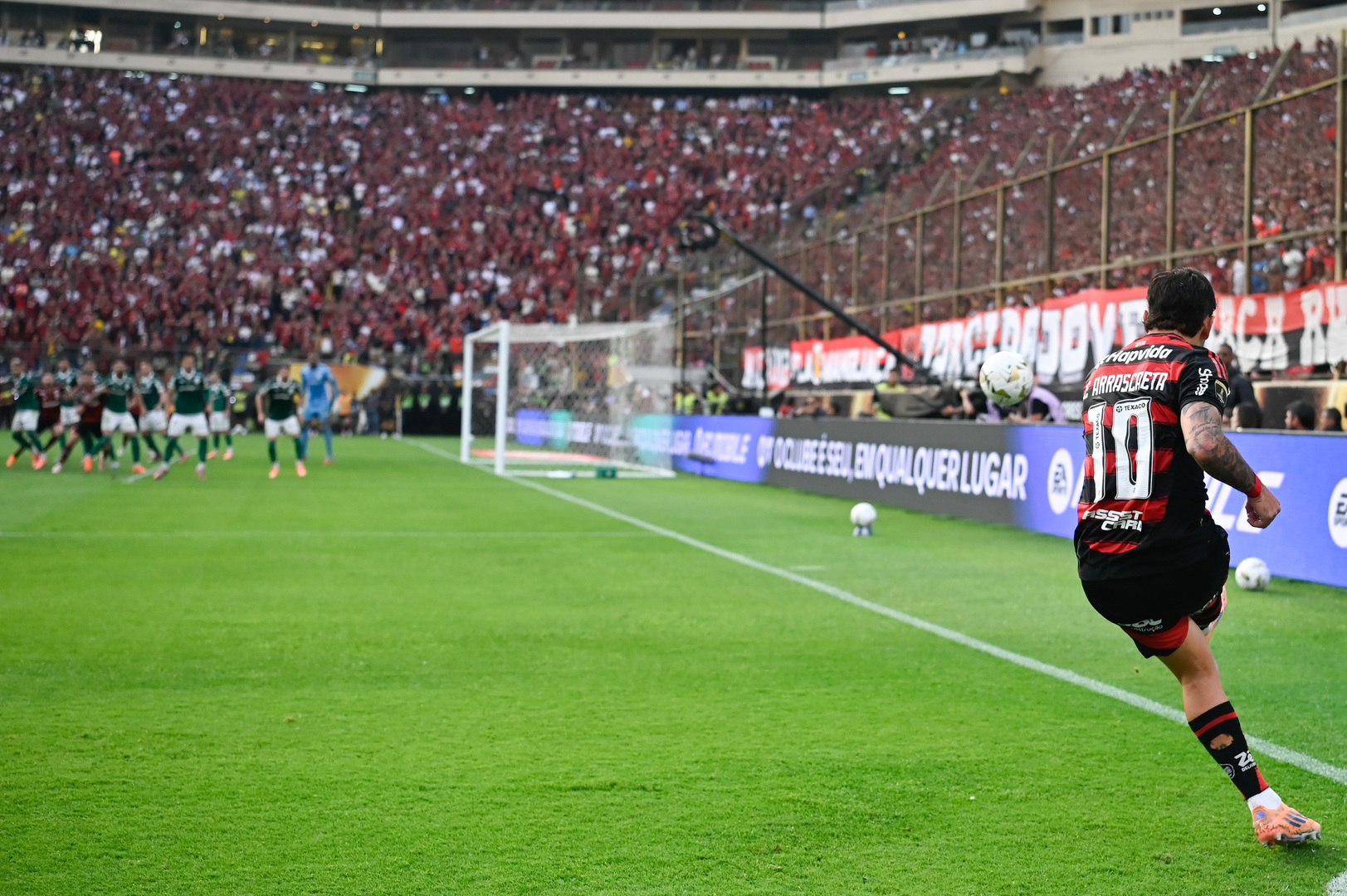 رغم الاعتراضات.. "فيفا" يقترب من تغيير قواعد الركلات الركنية في مونديال 2026