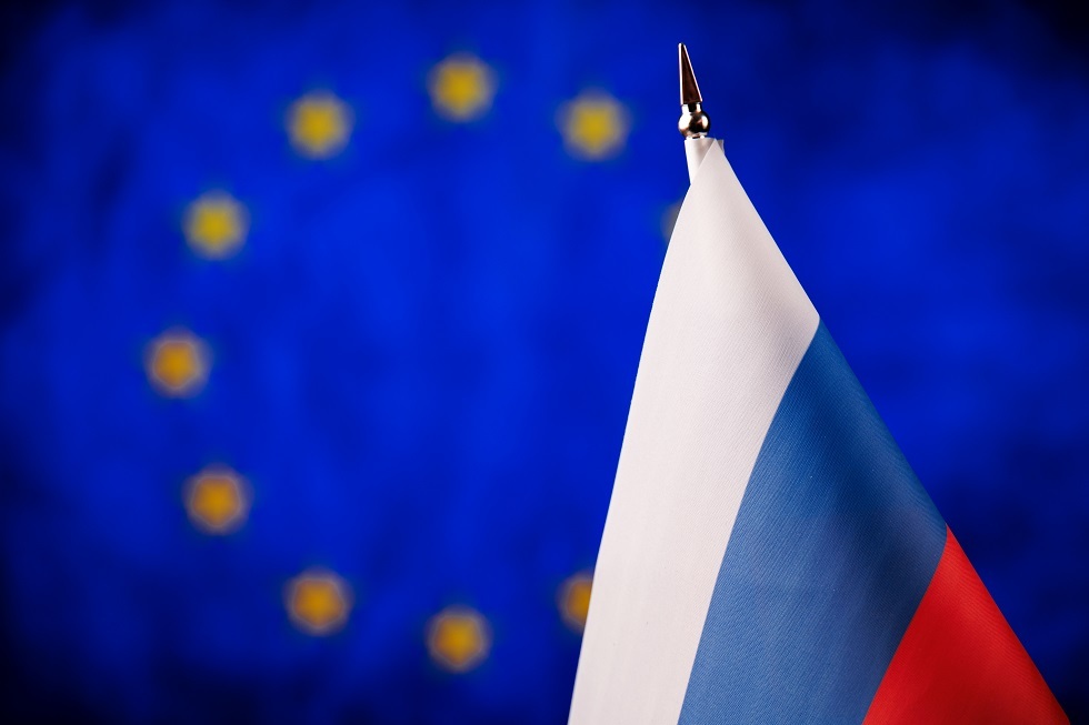 "فاينانشال تايمز": المفوضية الأوروبية تعتزم اقتراح مصادرة جميع الأصول الروسية المجمدة في أوروبا