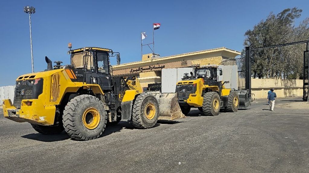 إسرائيل: معبر رفح يفتح خلال أيام لخروج سكان غزة إلى مصر