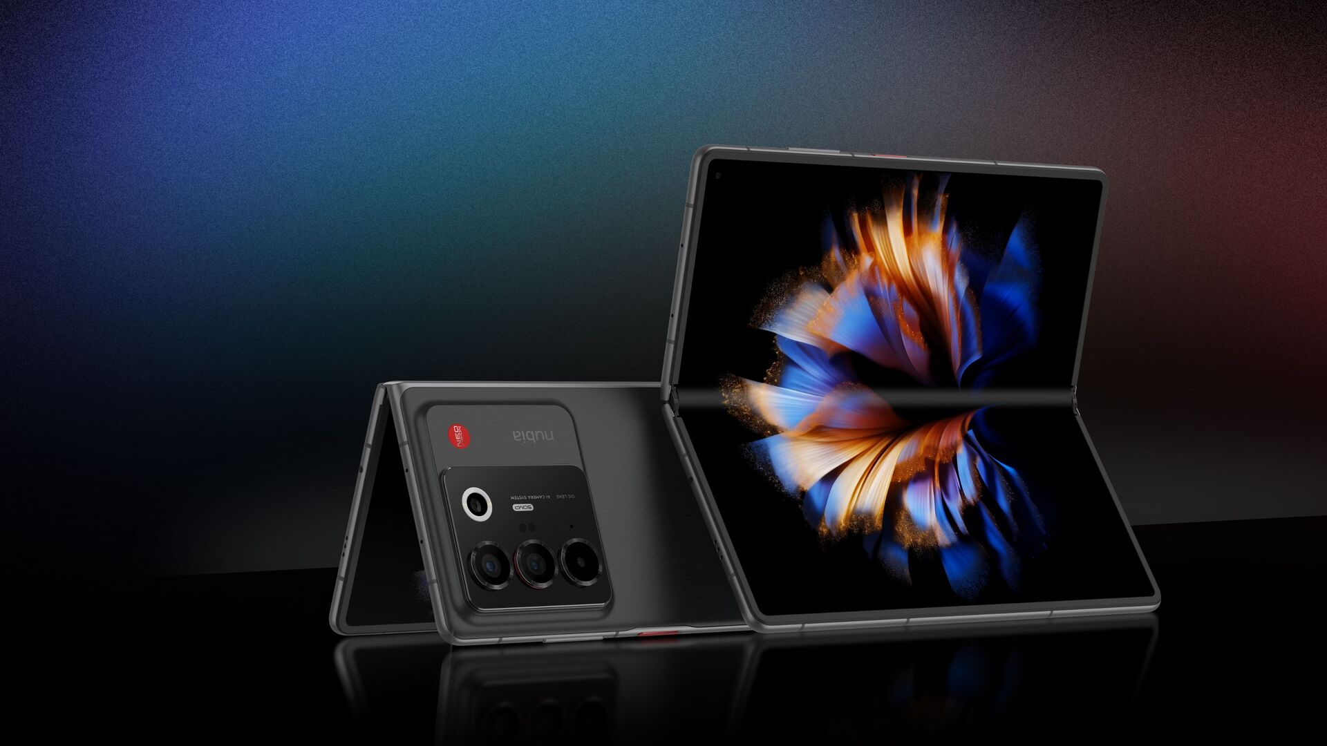 ZTE تعلن عن هاتف متطور قابل للطي