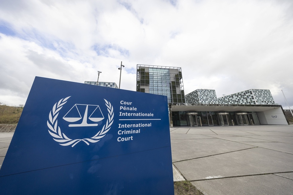 "لم يحرك ساكنا".. "البوتي" يمثل أمام الجنائية الدولية بتهمة القتل والاغتصاب والتعذيب في ليبيا (صورة)