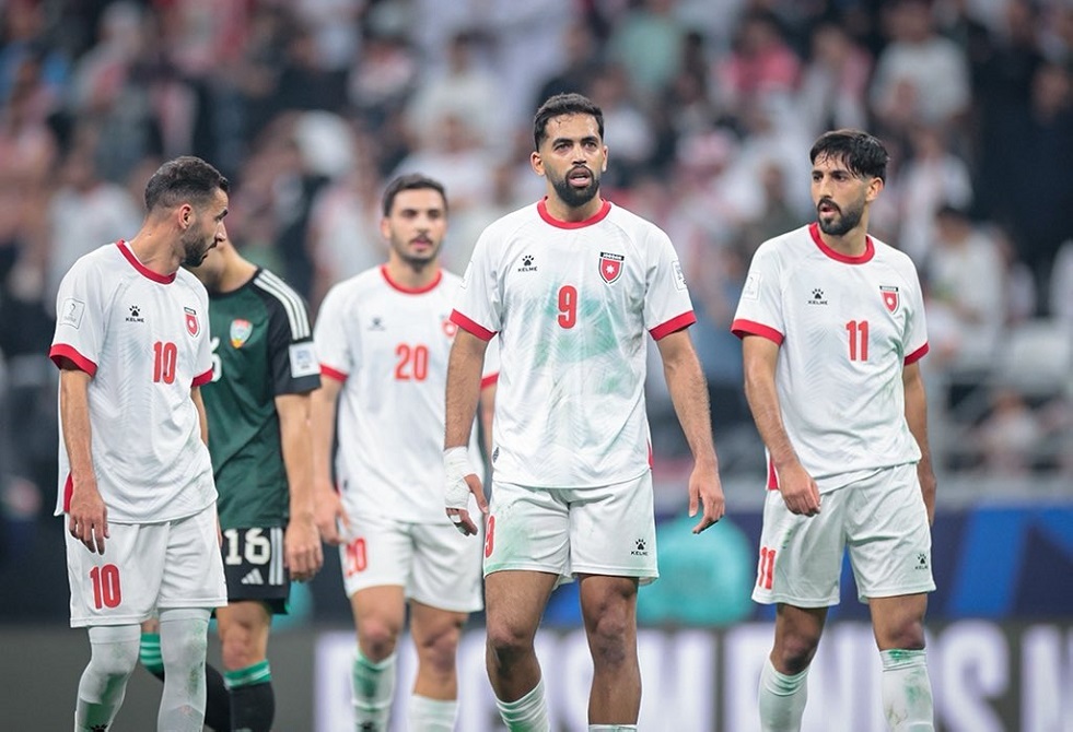 شاهد.. ركلة جزاء وطرد لاعب إماراتي أمام الأردن في كأس العرب 2025