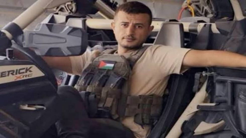 توزيع الحلوى في قطاع غزة احتفالا بمقتل ياسر أبو شباب (فيديو + صور)