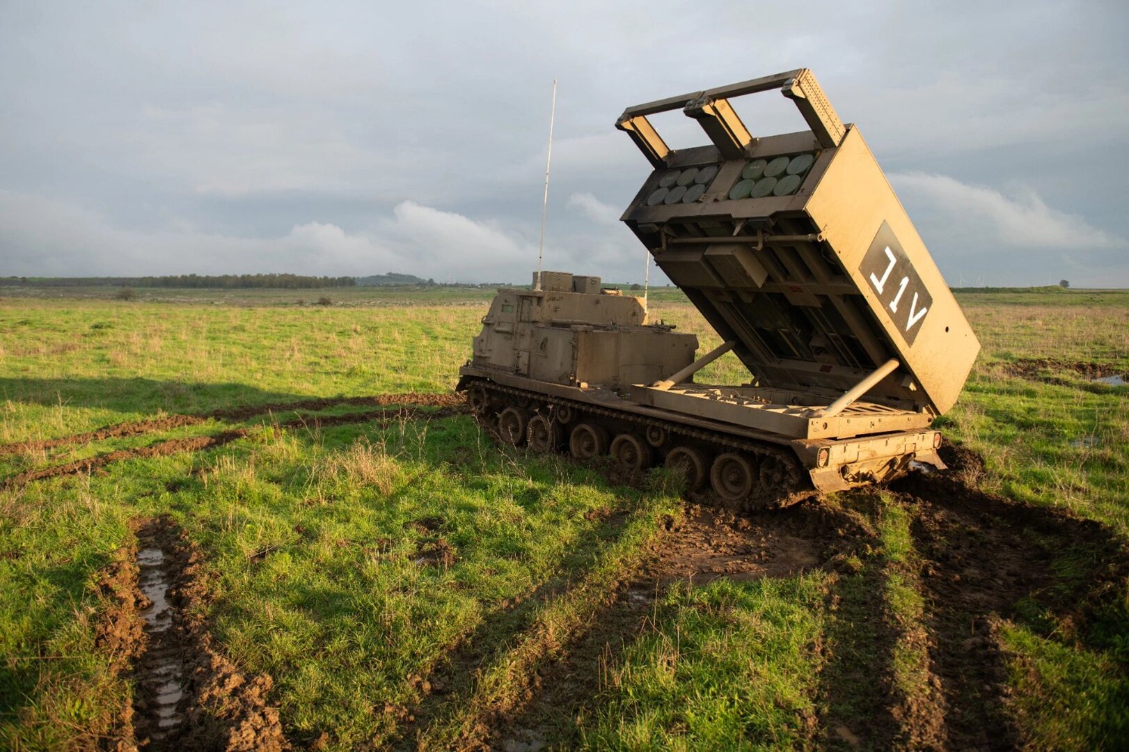 تقرير إسرائيلي يحذر من صاروخ مصري قد يغير قواعد اللعبة - عاجل 