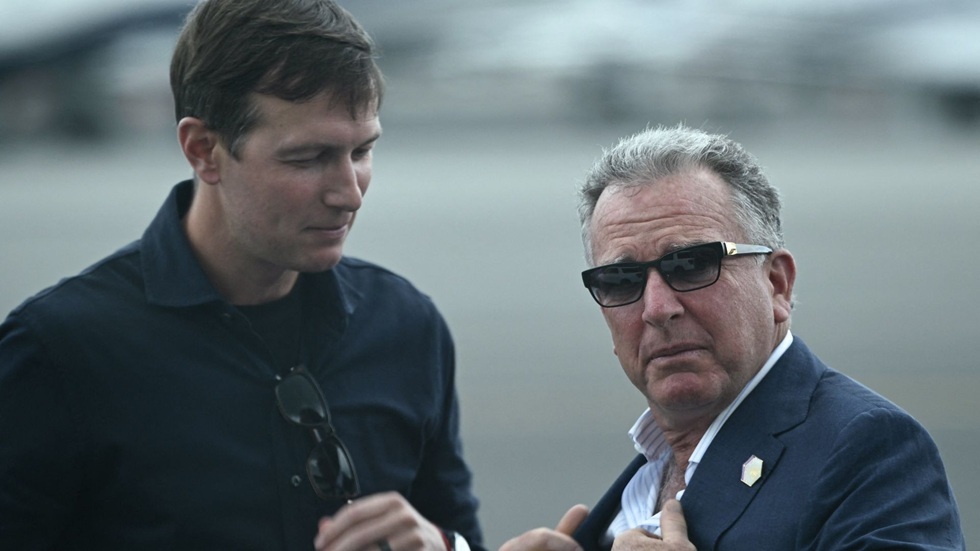 أكسيوس: المسؤولون الأمريكيون يؤمنون بإمكانية التوصل إلى تسوية في أوكرانيا بما في ذلك ملف الأراضي