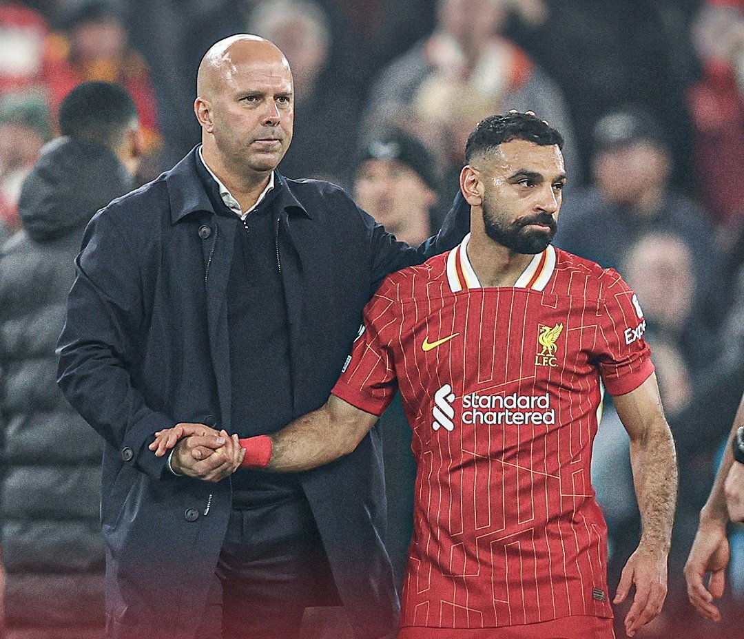 \"أتفهم الحديث".. أول تعليق من سلوت حول جلوس محمد صلاح بديلا