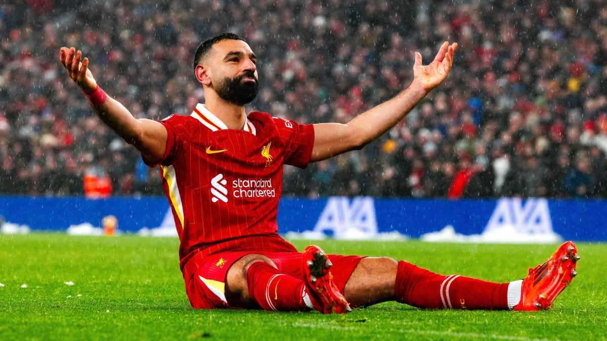 "مفاجأة".. أول ناد أوروبي يستعد لضم محمد صلاح