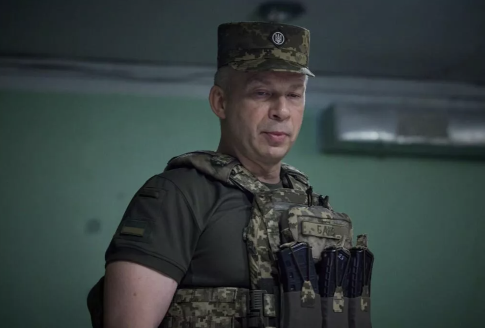 ضابط أمريكي سابق ينتقد تصريحات القائد العام للقوات المسلحة الأوكرانية ألكسندر سيرسكي