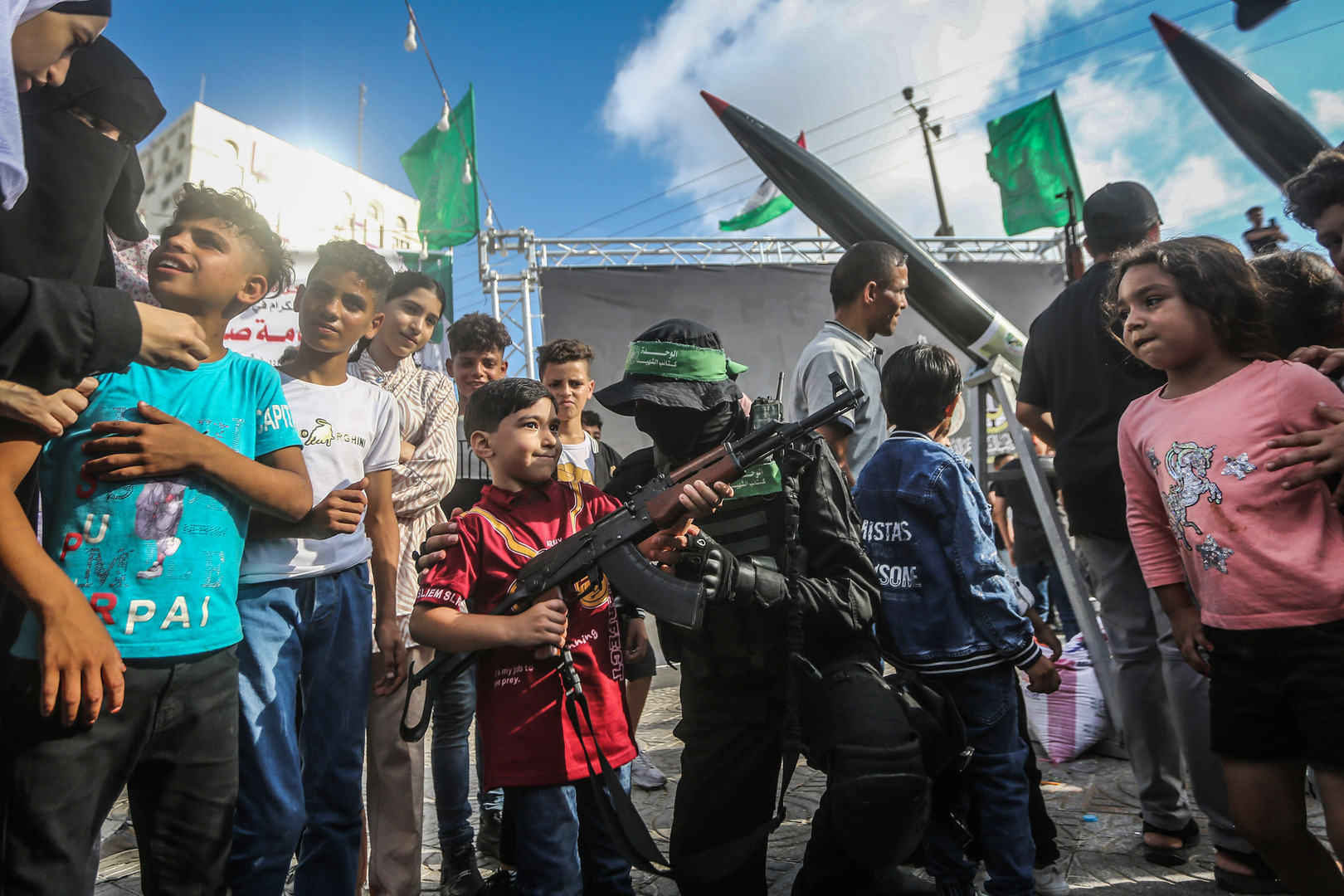 نيويورك تايمز: مسؤول أمني يقر بفشل الرهان على ميليشيا أبو شباب والتعاون مع إسرائيل يقود لنهاية دموية