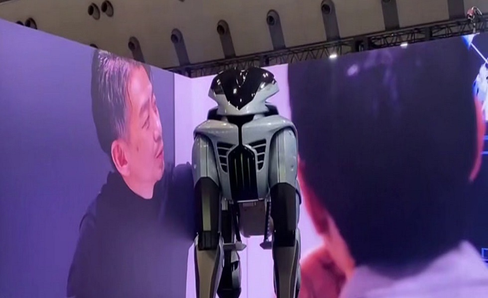 من الخيال العلمي إلى الواقع.. الروبوت "كورليو" سيطرح في الأسواق عام 2035 (فيديو)