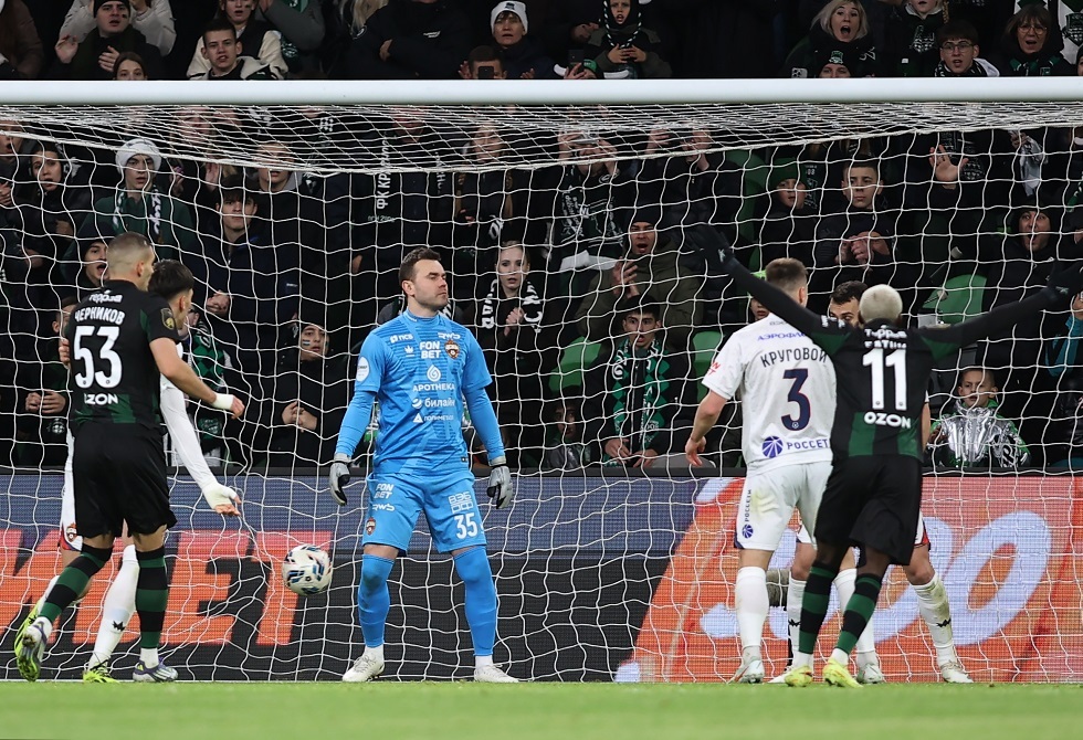 كراسنودار يهزم تسيسكا موسكو ويستعيد صدارة الدوري (فيديو)