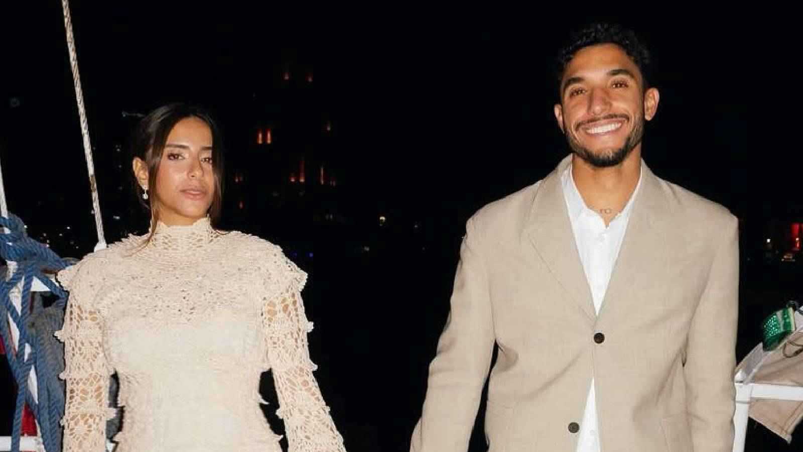 قبل الانضمام إلى منتخب مصر.. عمر مرموش يعلن خطوبته (صور)