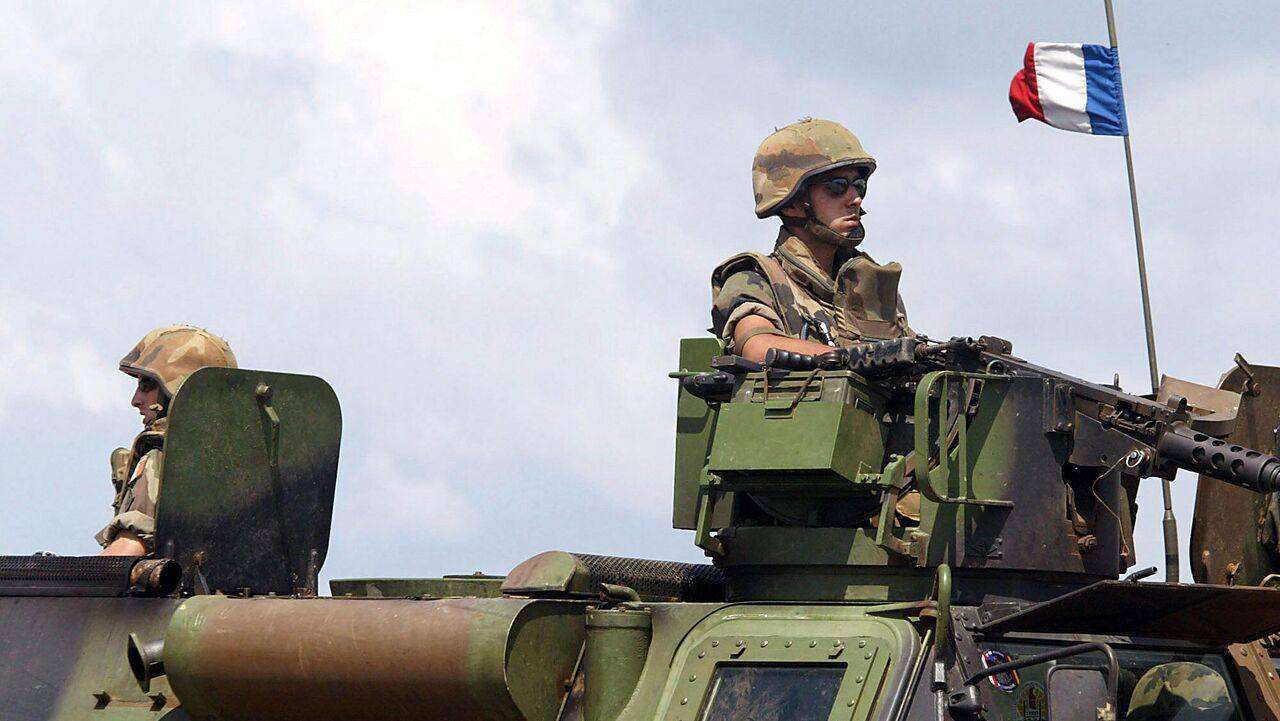 مسؤول عسكري في بنين: فرنسا شاركت في إحباط محاولة الانقلاب الفاشلة