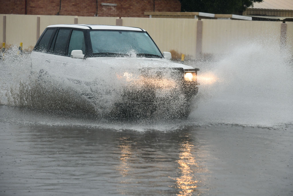 تعطيل الدراسة في جميع مدارس الكويت بسبب الطقس