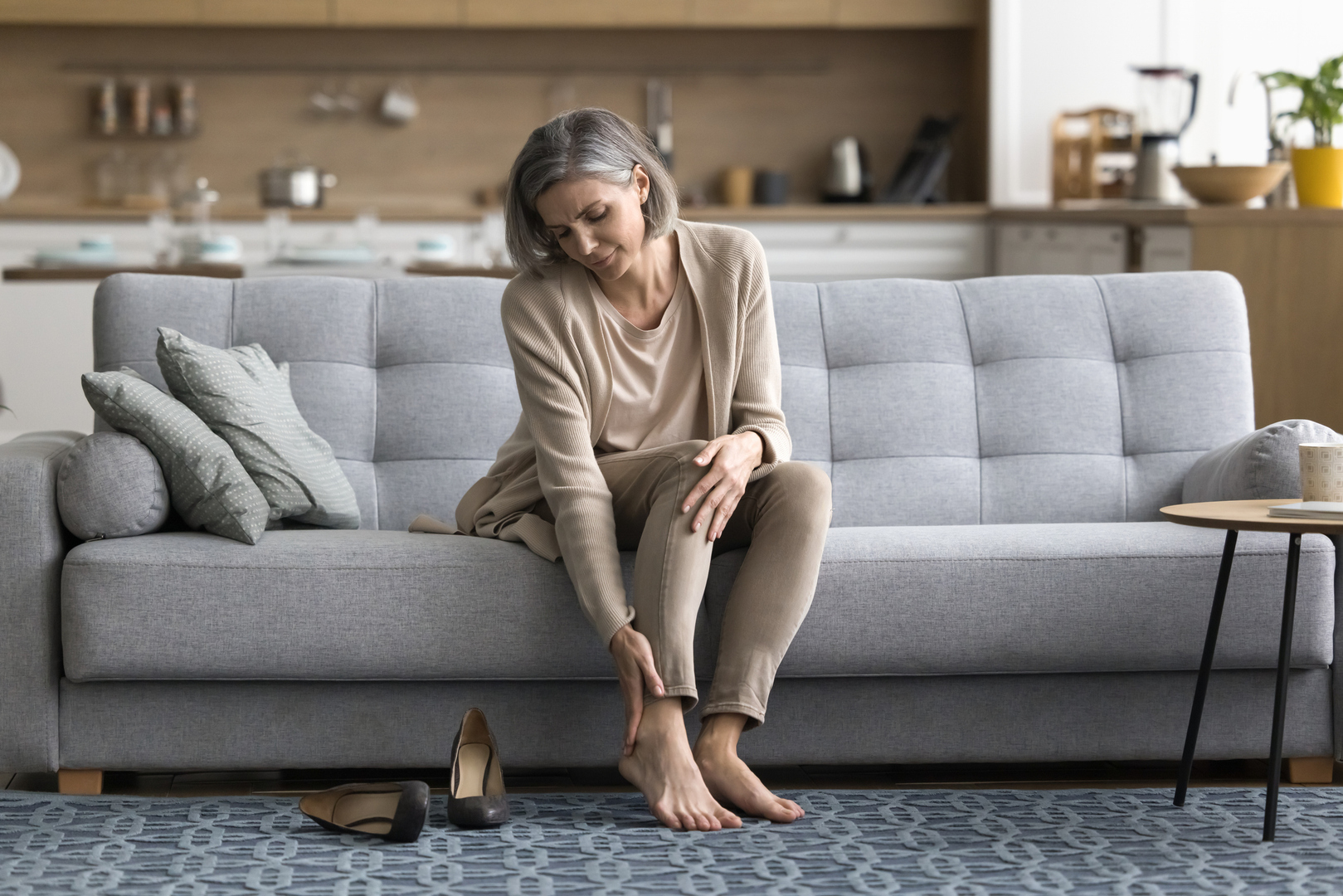 المشروب الأفضل لصحة عظام المرأة مع التقدم في السن