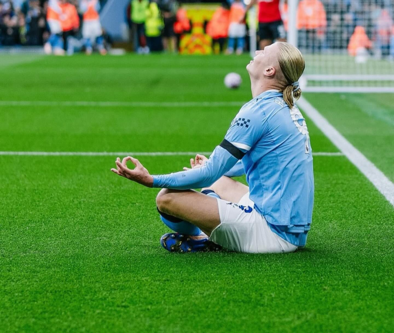 بسبب محمد صلاح.. هالاند يسخر من كاراغر (فيديو)