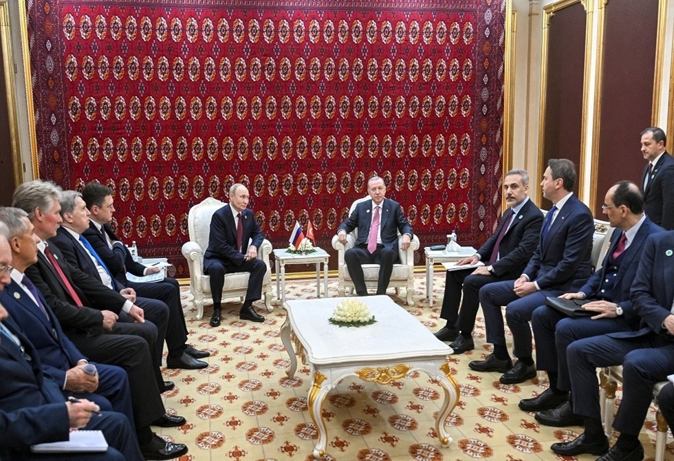 بوتين وأردوغان يبحثان جهود السلام في أوكرانيا وجنوب القوقاز والتطورات في فلسطين وسوريا